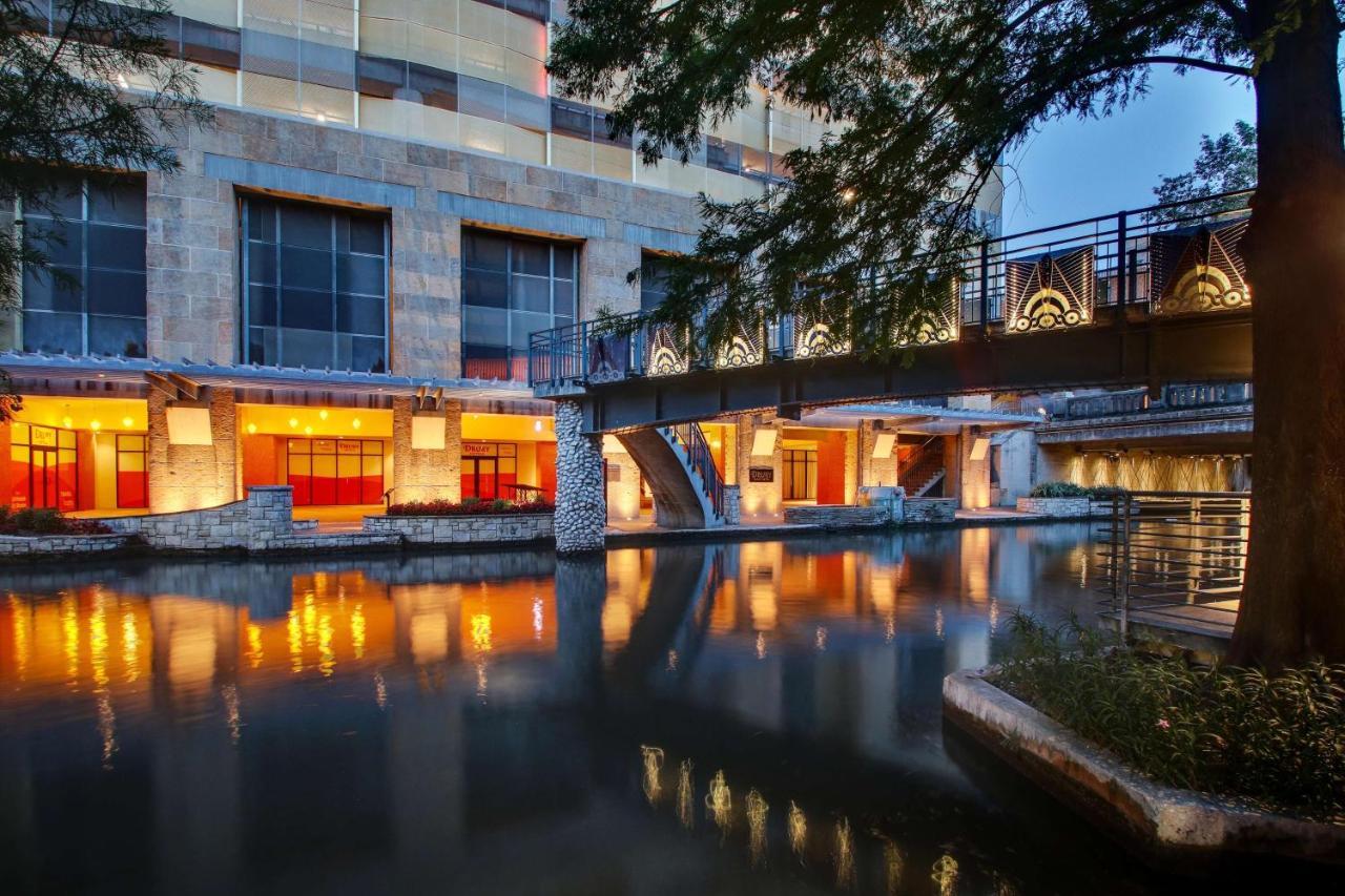 Drury Plaza Hotel San Antonio Riverwalk Экстерьер фото